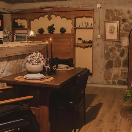 Scardona Rustica With Jacuzzi, Bbq And Private Parking In Center Of شقة