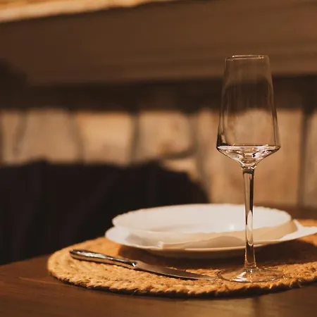 Scardona Rustica With Jacuzzi, Bbq And Private Parking In Center Of شقة